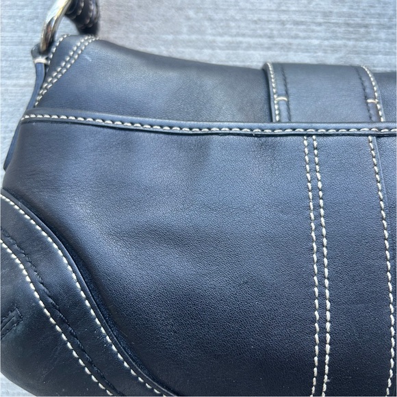 Vintage Coach Soho Shoulder Bag - Picture 7 of 13